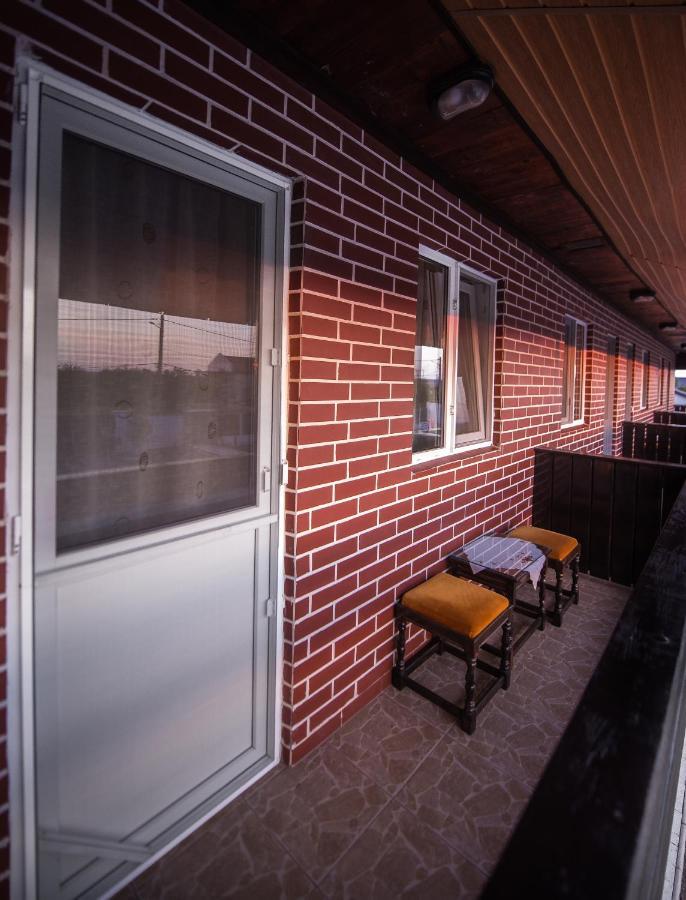 Casa 4 Odai Ξενοδοχείο Douăzeci şi Trei August Εξωτερικό φωτογραφία